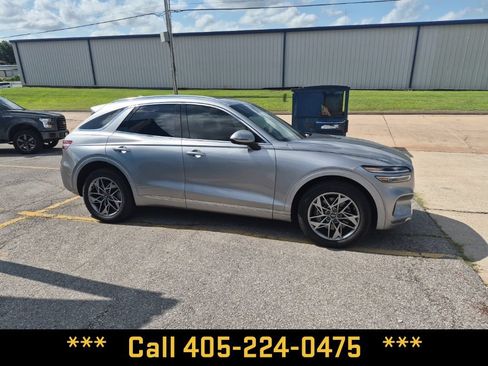 Used 2023 Genesis GV70 2.5T w/ Select Package AWD/4WD image 13