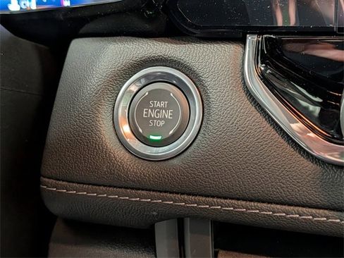 New 2026 Chevrolet Colorado LT image 18