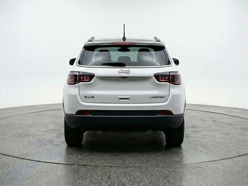 Used 2025 Jeep Compass Limited AWD/4WD image 6