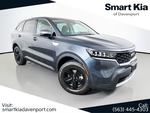 Used 2023 Kia Sorento LX AWD/4WD image 1