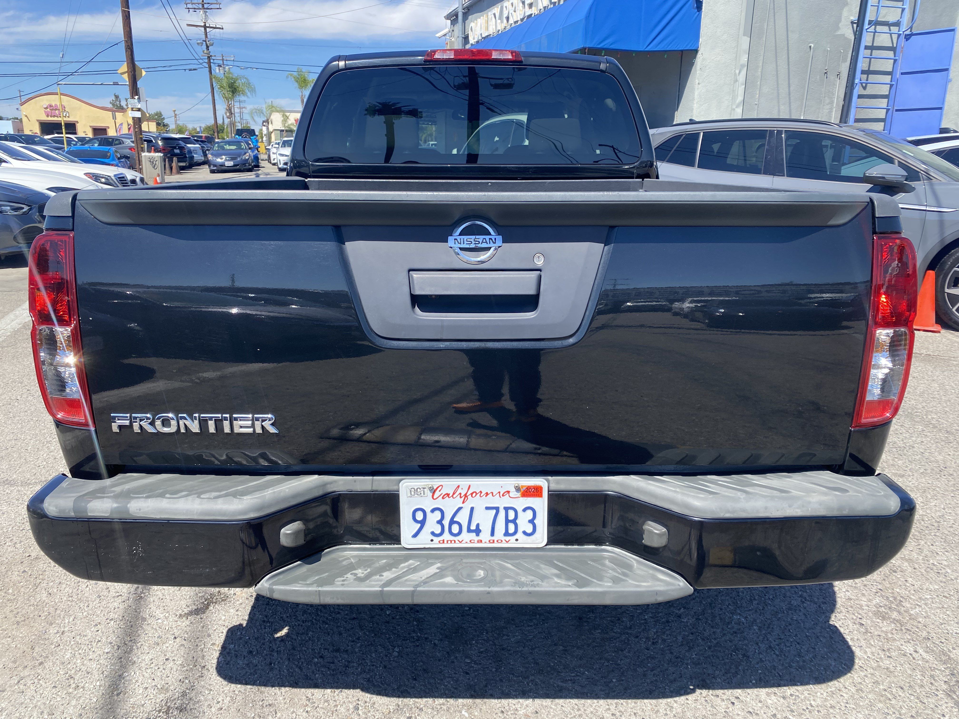 Used 2020 Nissan Frontier S RWD image 11