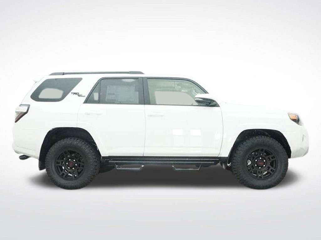 Used 2024 Toyota 4Runner TRD Off-Road Premium w/ Moonroof Package AWD/4WD image 31