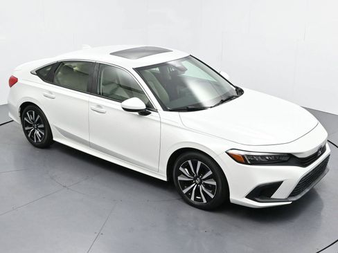 Used 2022 Honda Civic EX image 39