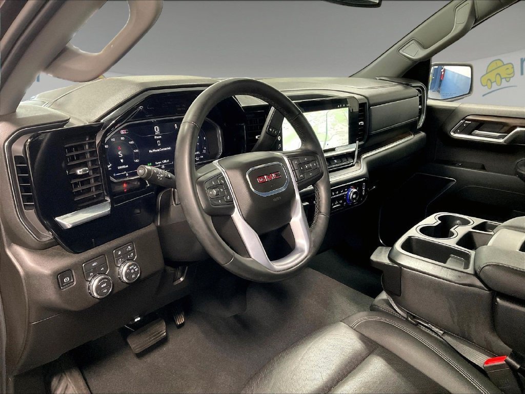Used 2026 GMC Sierra 1500 SLT AWD/4WD image 8