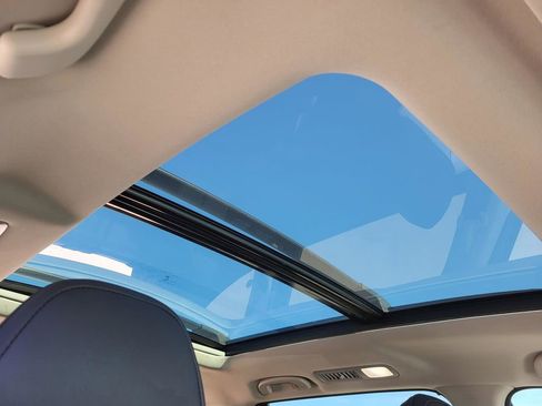 Certified 2025 Subaru Ascent Bronze Edition image 11