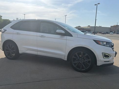 Used 2015 Ford Edge Sport w/ Equipment Group 401A AWD/4WD image 29