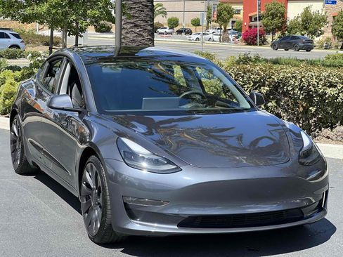 Used 2023 Tesla Model 3 Performance image 19