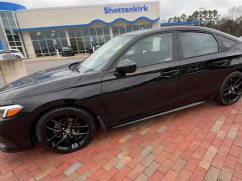 Used 2022 Honda Civic Sport image 6