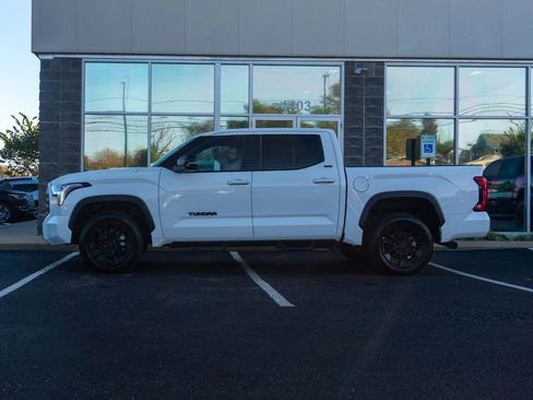 Used 2025 Toyota Tundra SR5 image 9