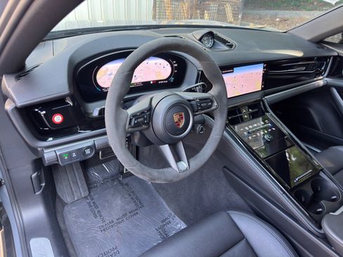 Used 2025 Porsche Panamera 4 w/ Premium Package AWD/4WD image 14