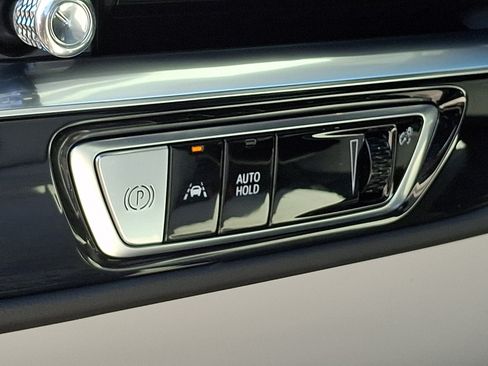 Certified 2024 Cadillac Lyriq Sport AWD/4WD image 32