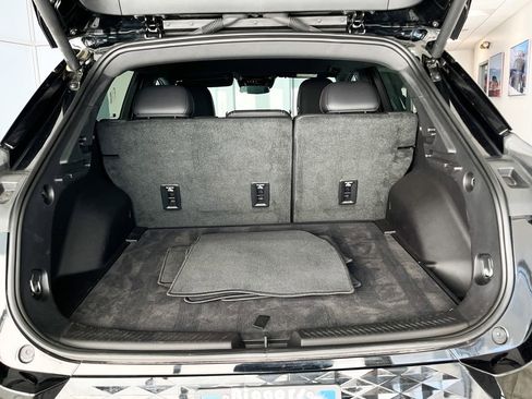 Certified 2024 Chevrolet Equinox EV RS image 30