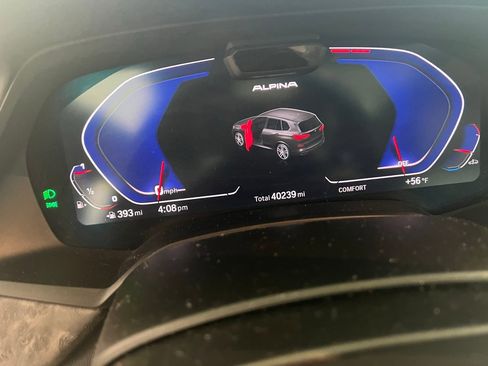 Used 2023 BMW X5 M50i w/ Executive Package image 12