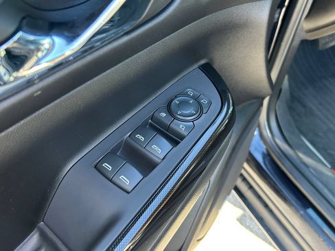 Certified 2022 GMC Acadia AT4 w/ Technology Package AWD/4WD image 19