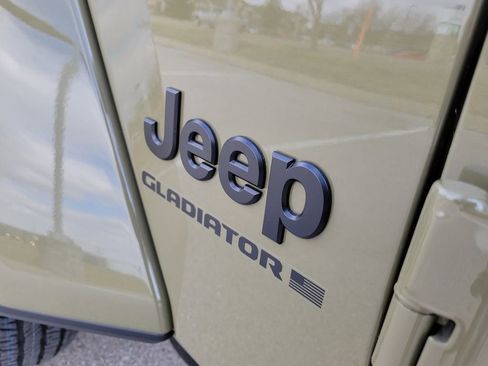 New 2026 Jeep Gladiator Mojave AWD/4WD image 9