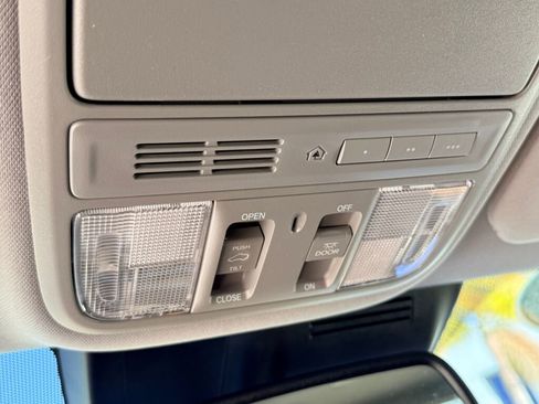 Used 2021 Honda CR-V EX-L image 25