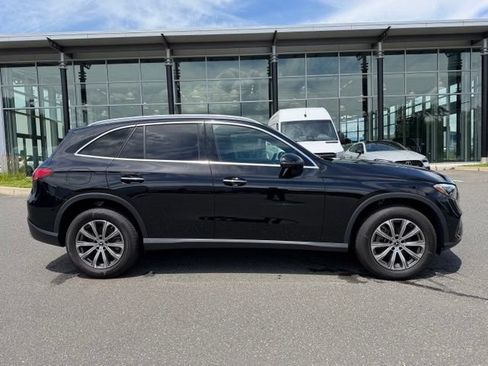 Certified 2024 Mercedes-Benz GLC 300 4MATIC image 8