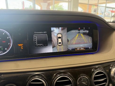 Used 2015 Mercedes-Benz S 550 Sedan image 10