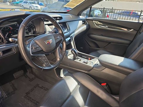 Used 2020 Cadillac XT5 Premium Luxury image 15