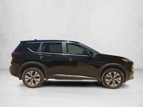 Used 2023 Nissan Rogue SV FWD image 4