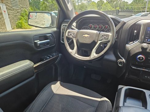 Used 2020 Chevrolet Silverado 1500 LT w/ Texas Edition RWD image 9