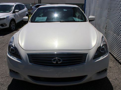 Used 2014 INFINITI Q60 Convertible w/ Premium Package RWD image 40