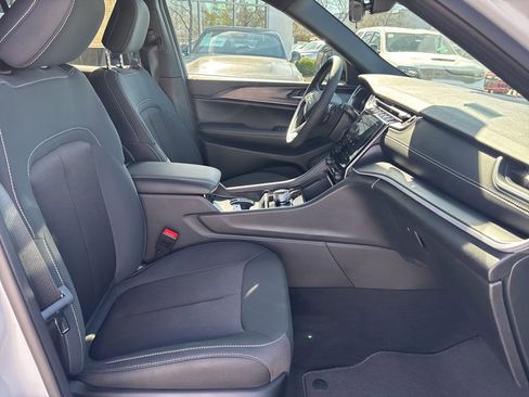 New 2026 Jeep Grand Cherokee Laredo AWD/4WD image 49