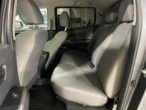Used 2022 Toyota Tacoma SR5 image 21