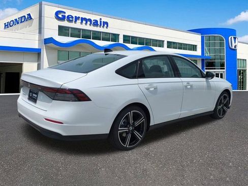 New 2026 Honda Accord SE image 3