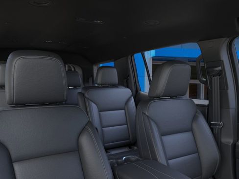 New 2026 Chevrolet Traverse LT image 24