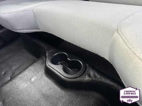 Used 2018 RAM 3500 Tradesman w/ Chrome Appearance Group image 13