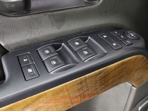 Used 2017 Chevrolet Silverado 1500 LTZ w/ Sport Package image 18