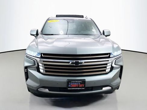 Used 2023 Chevrolet Tahoe High Country image 2