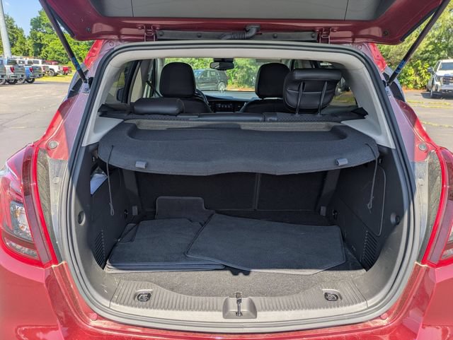 Used 2022 Buick Encore Preferred w/ Safety Package FWD image 32