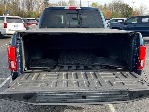 Used 2018 Ford F150 Lariat w/ Equipment Group 502A Luxury image 31