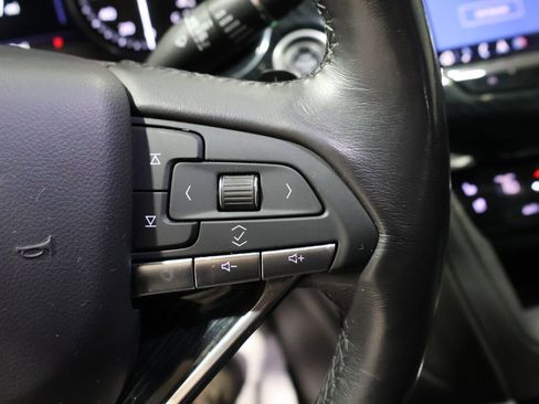 Used 2021 Cadillac XT6 Premium Luxury image 38