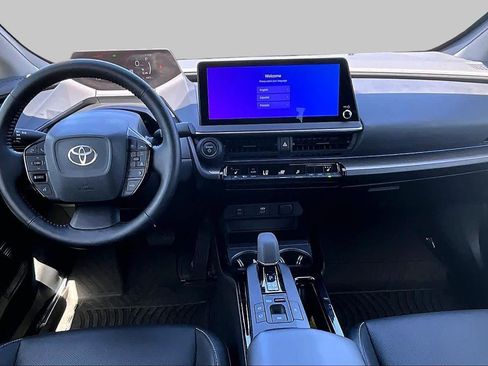 Certified 2025 Toyota Prius XLE FWD image 15