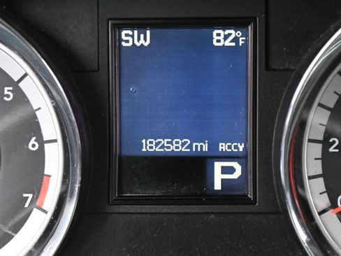 Used 2011 Dodge Durango Express AWD/4WD image 16