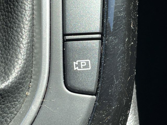 Certified 2023 Kia Forte GT-Line w/ GT-Line Premium Package FWD image 31