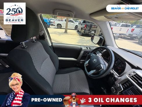 Used 2022 Toyota 4Runner SR5 RWD image 26