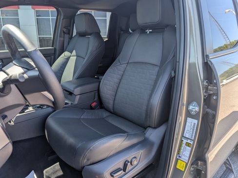 Used 2024 Toyota Tacoma TRD Off-Road w/ TRD Off Road Premium Package image 12