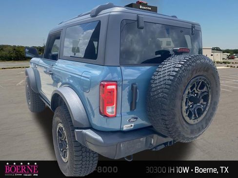 Used 2021 Ford Bronco Black Diamond w/ Sasquatch Package image 11