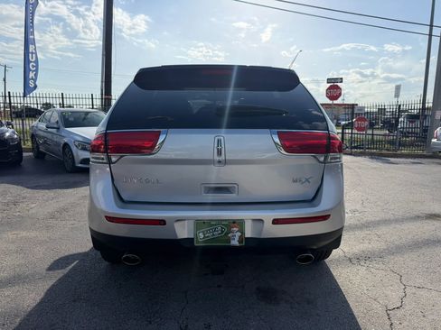 Used 2014 Lincoln MKX FWD w/ Equipment Group 102A image 5