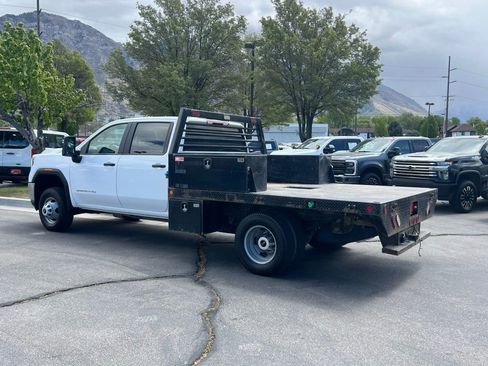 Used 2021 GMC Sierra 3500 4x4 Crew Cab w/ Convenience Package image 10