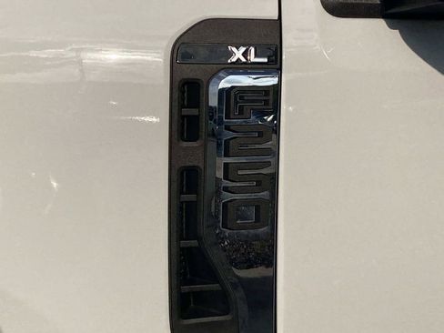 Used 2024 Ford F250 XL w/ XL Chrome Package AWD/4WD image 10