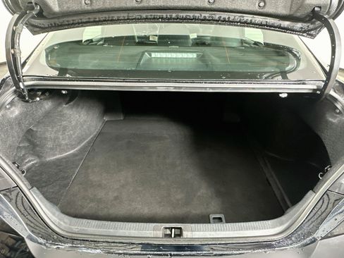 Used 2025 Toyota Camry SE FWD image 29