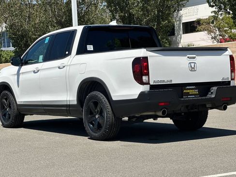 Certified 2023 Honda Ridgeline Black Edition image 6