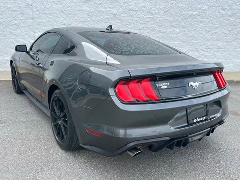Used 2020 Ford Mustang Coupe image 5