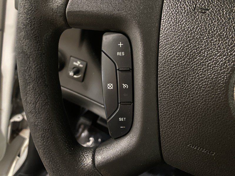 Used 2017 Chevrolet Express 2500 Extended RWD image 26