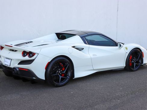 Certified 2021 Ferrari F8 Tributo image 15